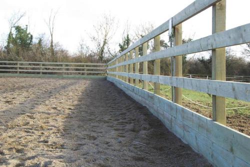 Riding arena fence